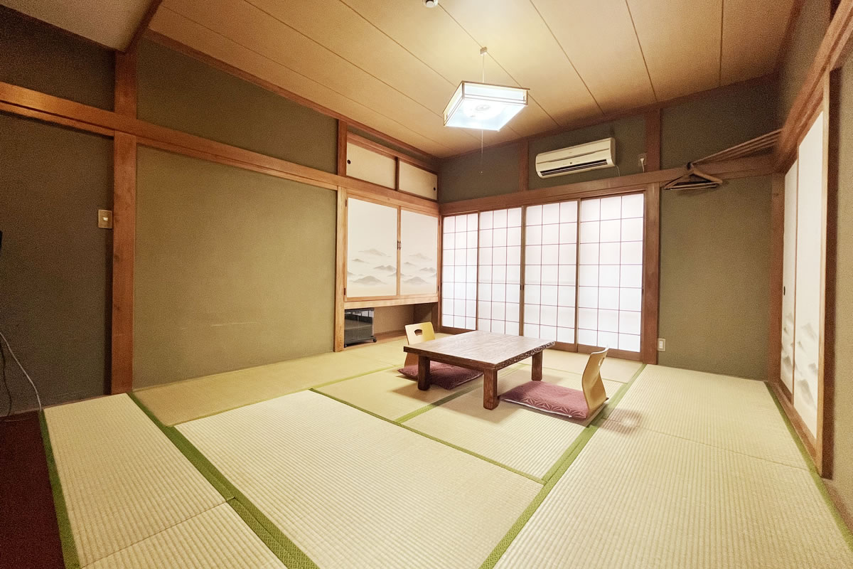 別館 和室8畳